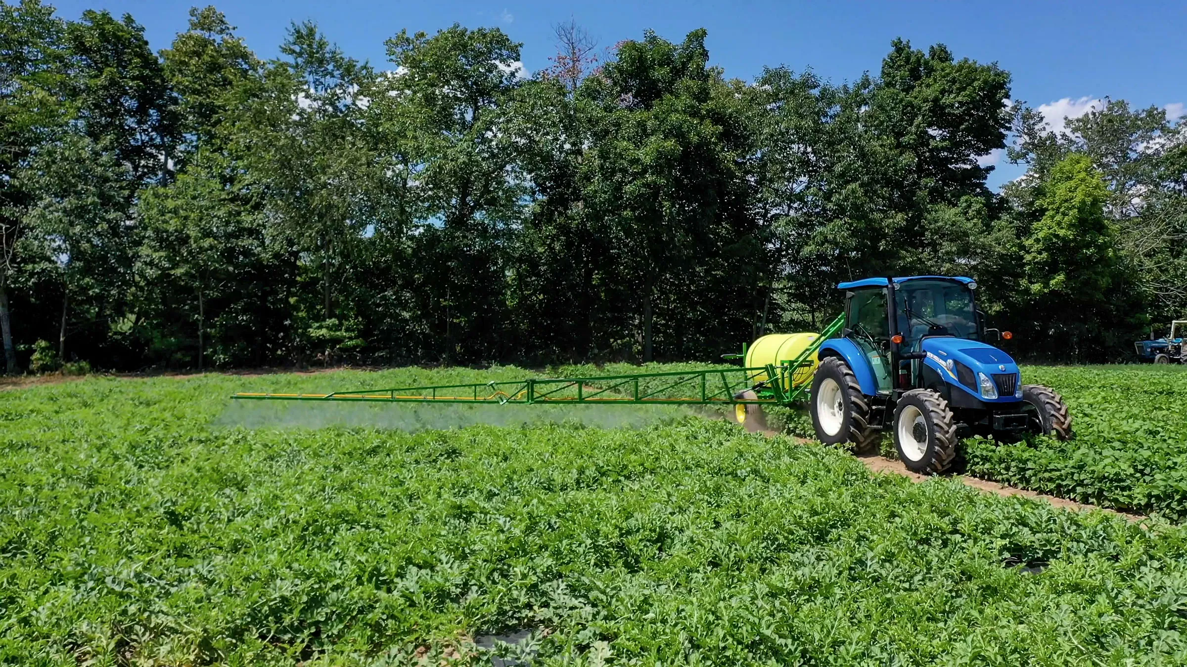 Understanding Boom Sprayers: Manual Lever vs. Hydraulic Lever